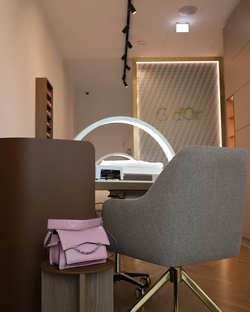 Poste de travail ergonomique au studio G d'Or